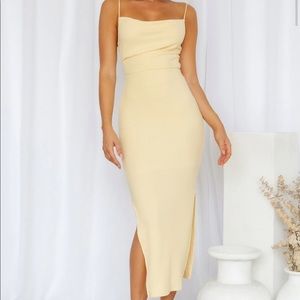 Brand New Hello Molly Midi Dress Yellow